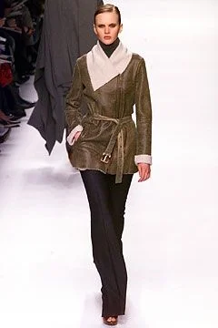 Look 16